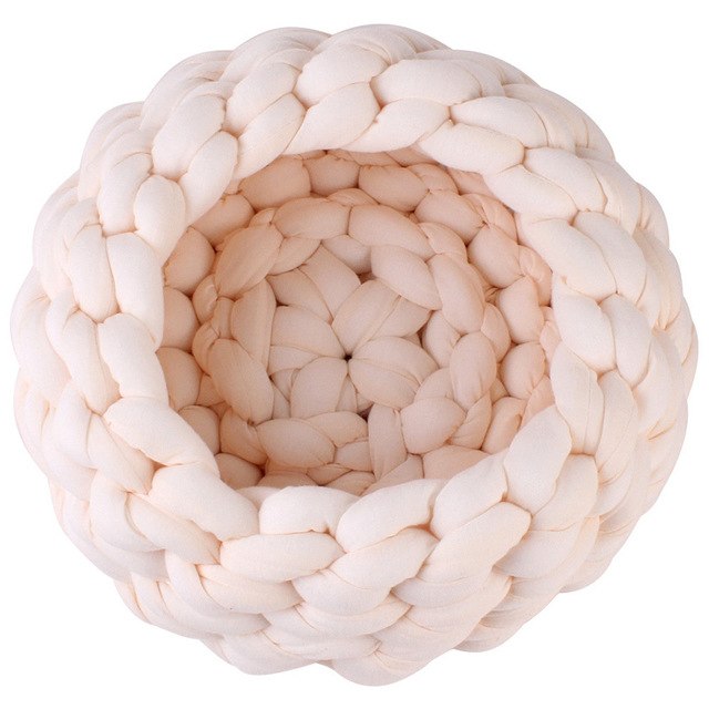 Braided Dog Bed Warming Dog House